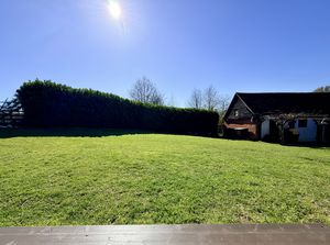 Photo 25- click for photo gallery